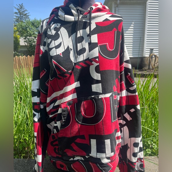 H&M Other - Graphic Style Red and Black Hoodie